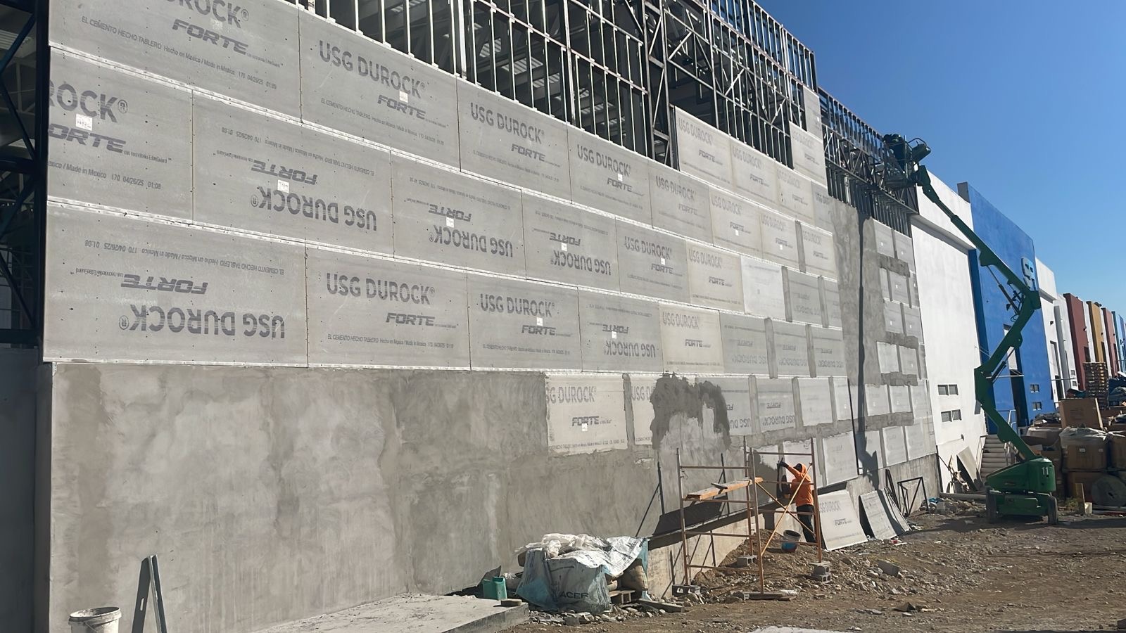 Proyecto de construcción de Alterna Desarrollos 9