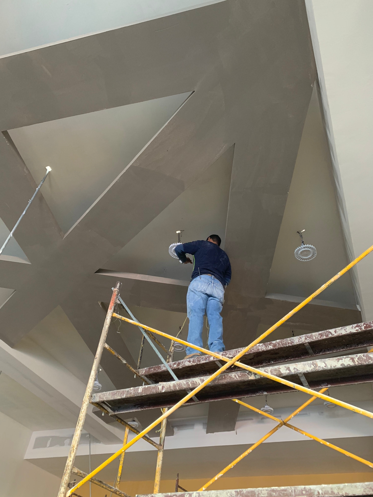 Proyecto de construcción de Alterna Desarrollos 13