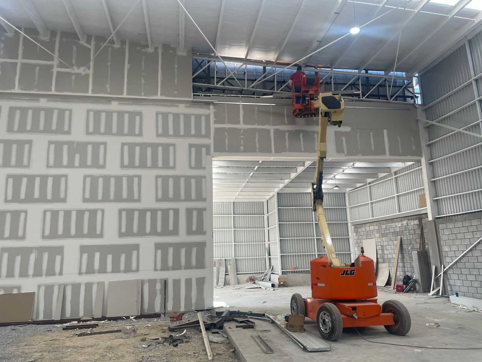 Proyecto de construcción de Alterna Desarrollos 14