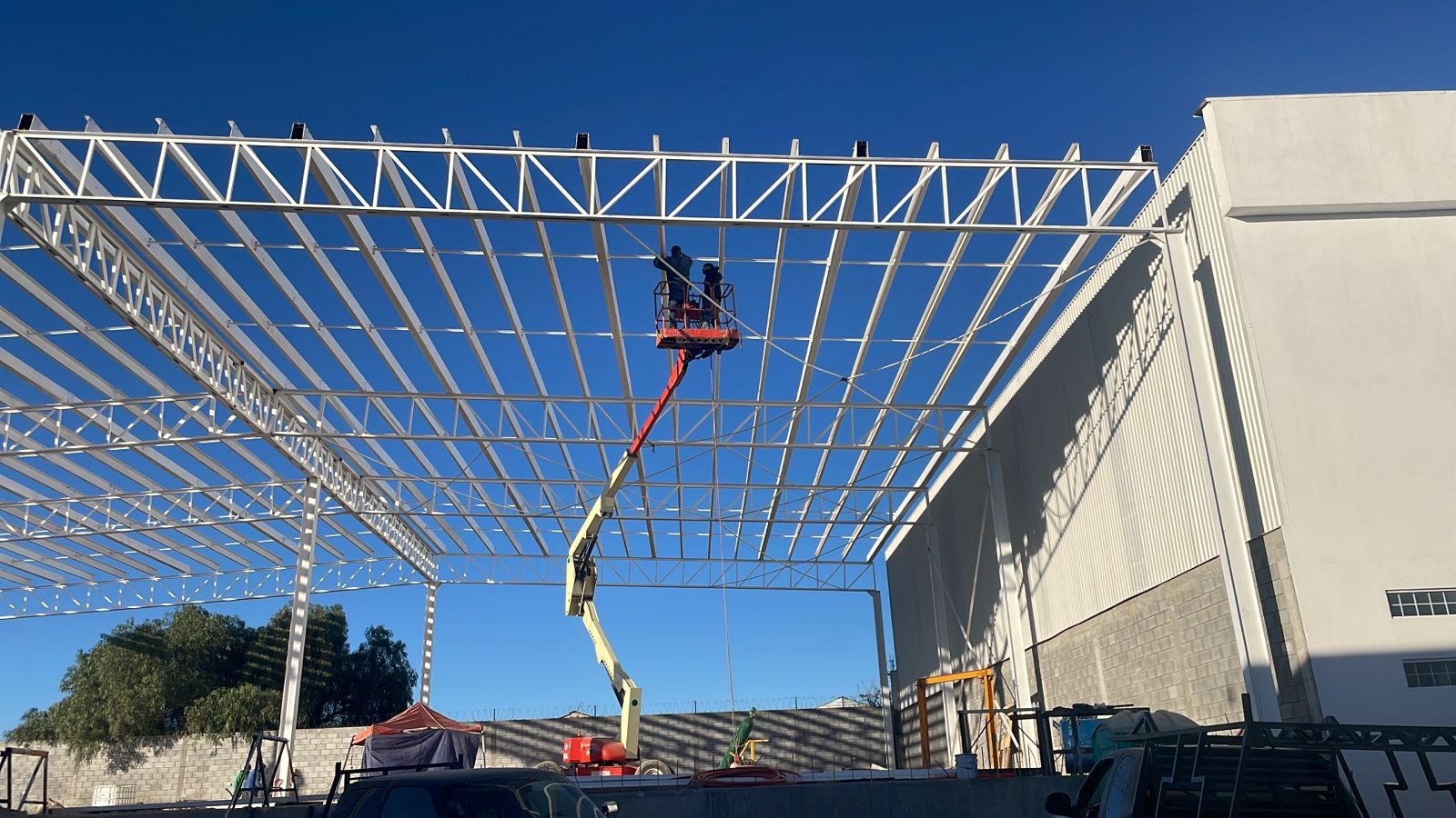 Proyecto de construcción de Alterna Desarrollos 1
